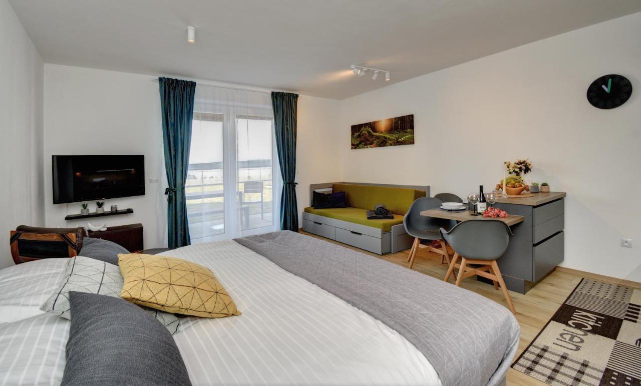 Apartman Lipno - Dve Zatoky Frymburk Εξωτερικό φωτογραφία